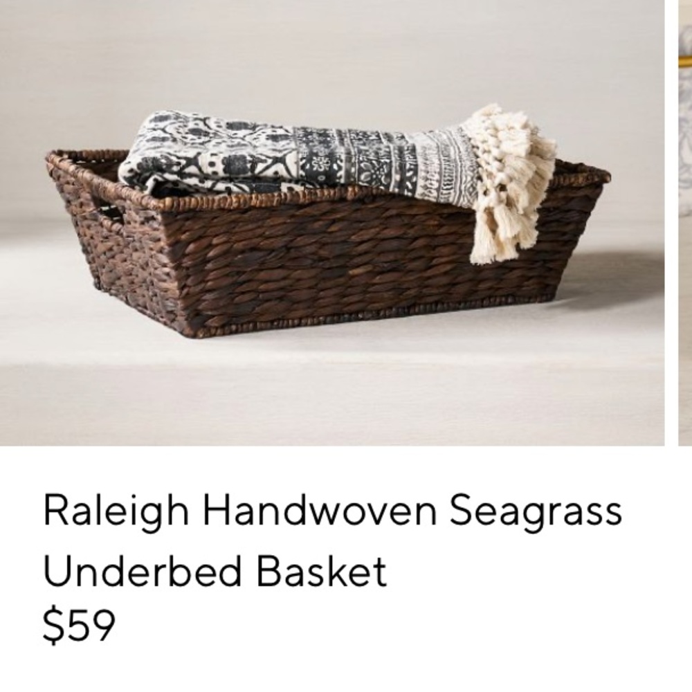 S/2 POTTERY BARN Raleigh Handwoven Seagrass Under bed Basket